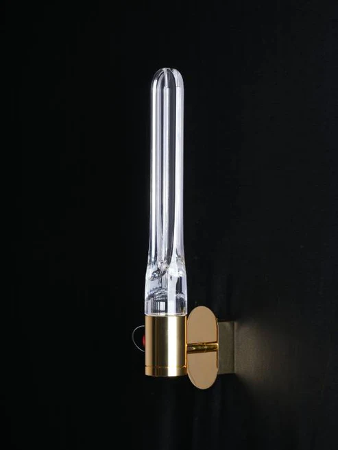 Vertical Gold LED Wall Light with Clear Acrylic Diffuser