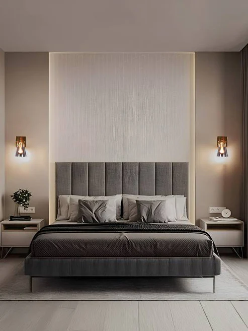 Satin Gold Single-Light Wall Fixture – DW 1068/1