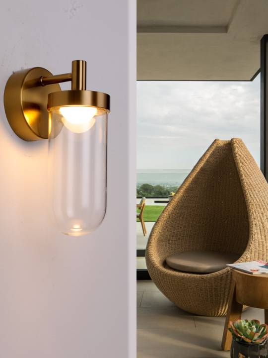 Amber Gold Outdoor Wall Light with Clear Glass (5W, IP54)